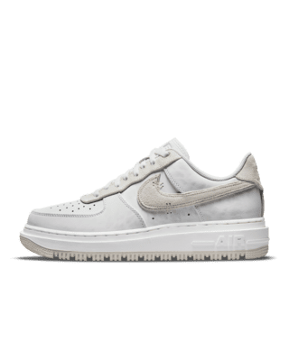 Nike Air Force 1 LuxeHerrenschuh