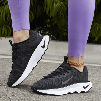 Nike MotivaWalking-Schuh (Damen) Neueste Mode