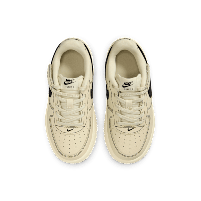 Nike Force 1 Low LV8 EasyOnSchuh (jüngere Kinder) Wochenangebot