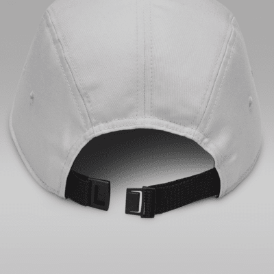 Jordan FlyCap mit flachem Schirm Kauf eins, bekomm eins gratis