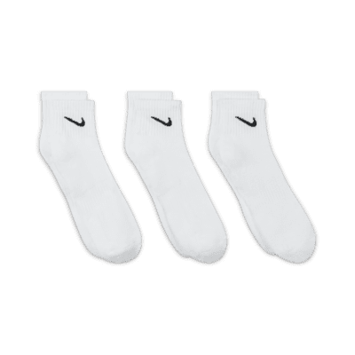Nike Everyday CushionedTrainings-Knöchelsocken (3 Paar) Valentinstagsangebot