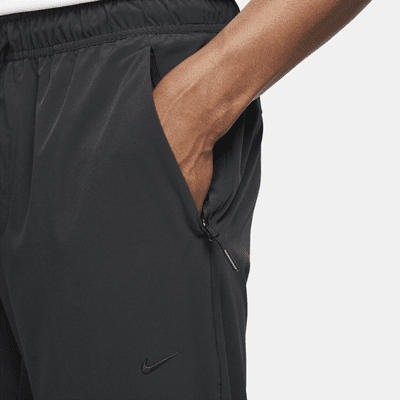 Nike UnlimitedVielseitige Dri-FIT Hose mit Reißverschluss am Bündchen für Herren Räumungsverkauf