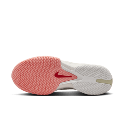 Nike G.T. Cut AcademyBasketballschuh Valentinstagsangebot
