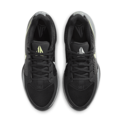 Ja 2 "Foundation"Basketballschuh Lagerräumung