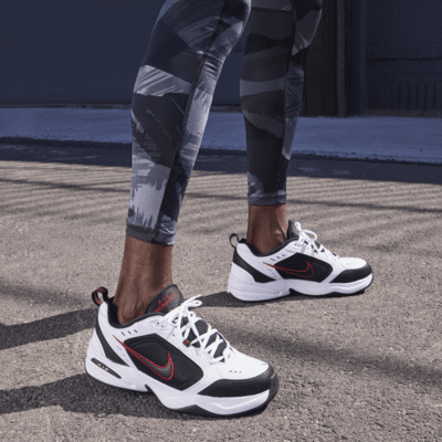 Nike Air Monarch IVWorkout-Schuh für Herren Super Sparpreis