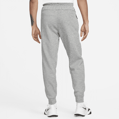 Nike ThermaSchmal zulaufende Therma-FIT Fitnesshose für Herren Nur für heute