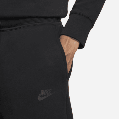 Nike Sportswear Tech FleeceHerrenshorts Versandkostenfrei