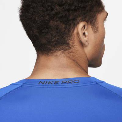 Nike ProDri-FIT Fitness-Longsleeve mit enger Passform für Herren Bis zu 50% Rabatt