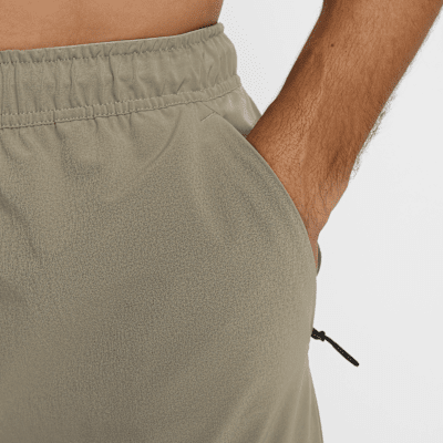 Nike UnlimitedVielseitige Dri-FIT Hose mit Reißverschluss am Bündchen für Herren Riesige Rabatte