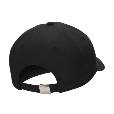 Nike Dri-FIT ClubStrukturierte Cap mit Metalllogo Zeitlich begrenztes Angebot