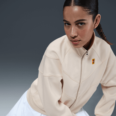 NikeCourt Heritage WindrunnerDamen-Tennisjacke Neuheiten