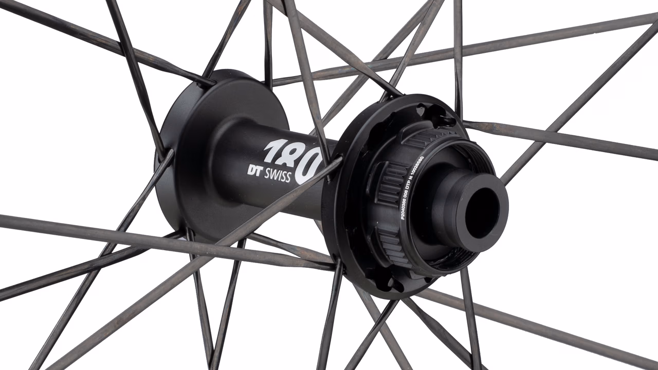 DT Swiss ARC 1100 DICUT 50 Carbon Disc Center Lock 28" Laufradsatz Lagerräumung